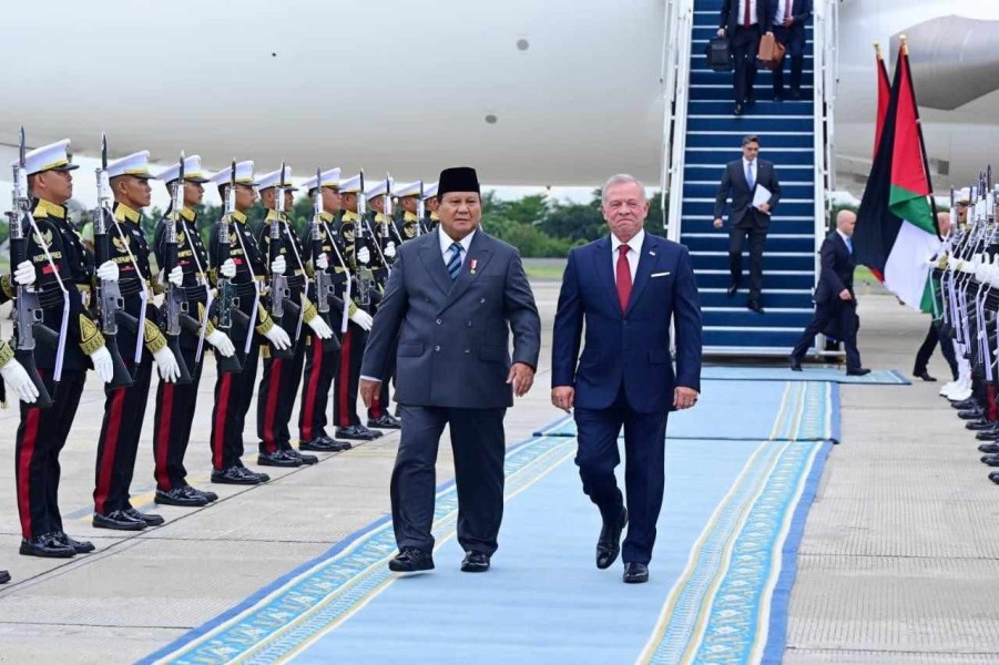 Penghormatan Kenegaraan Tertinggi Sambut Kedatangan Presiden Prabowo Subianto di Langit Yordania