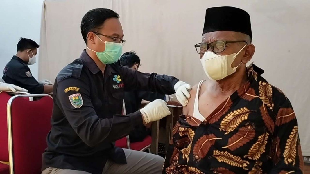 Pentingnya Vaksin Meningitis Bagi Jemaah Umrah di Bulan Ramadan: Kemenkes Saudi Mengimbau Tindakan Pencegahan Kesehatan