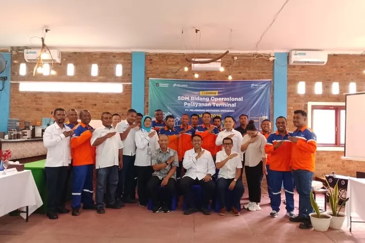 Pelindo Maumere Gelar Pelatihan SDM Demi Layanan Prima