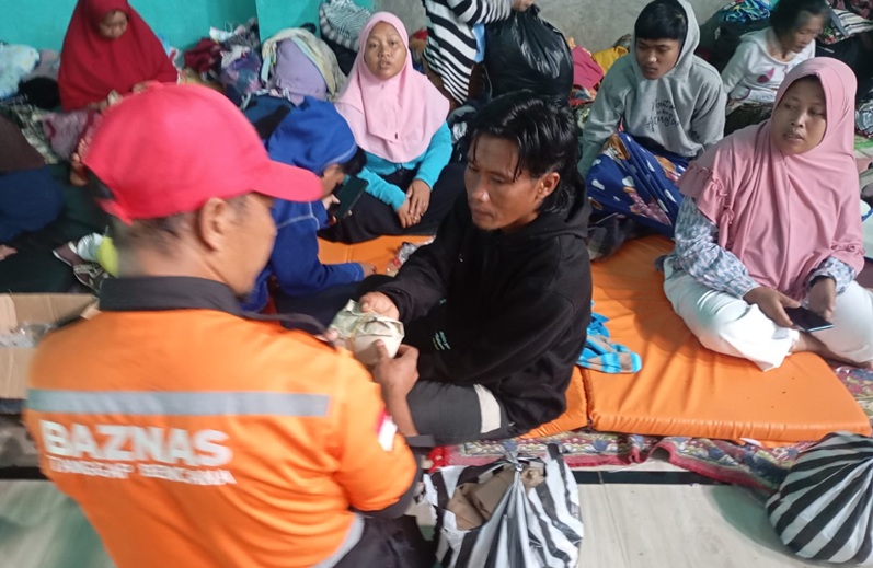 Baznas Salurkan Ribuan Makanan Gratis Korban Longsor Banjarnegara