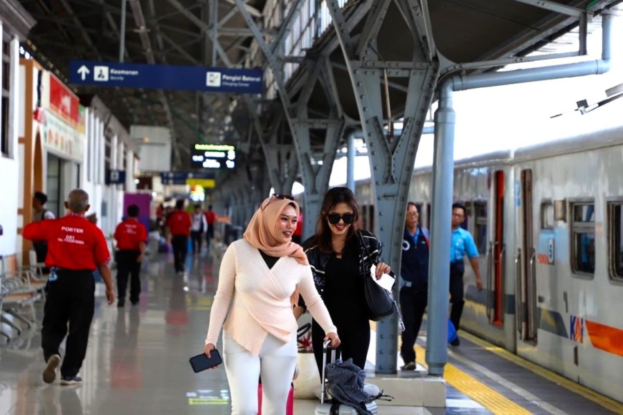 Peningkatan Penumpang Kereta Api Tertinggi Selama Libur Waisak 2025: 5 Rute Paling Populer