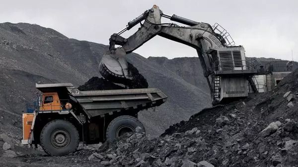 Harga Batu Bara Merosot Didorong Sentimen Negatif Global, Pasar Berjibaku Hadapi Tekanan