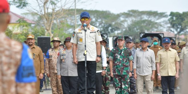 Wakil Gubernur Aceh Dampingi Menteri Dalam Negeri Hadiri Apel Satgas Kemendagri