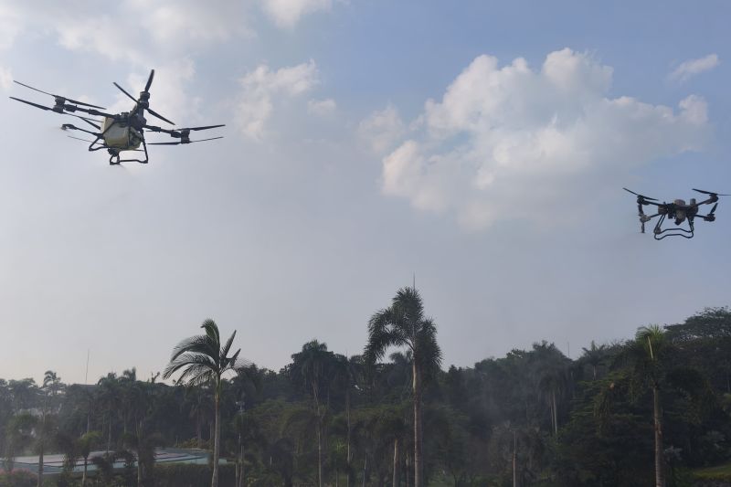 Drone Pertanian DJI T100 Bantu Petani Indonesia Berinovasi
