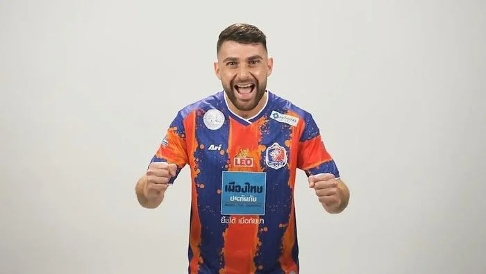 Frans Putros Perkuat Persib di Liga Indonesia 2025