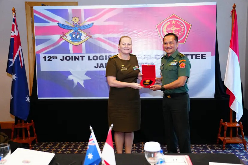 TNI dan Militer Australia Perkuat Kerja Sama Logistik Lewat AUSINDO JLSC 2025