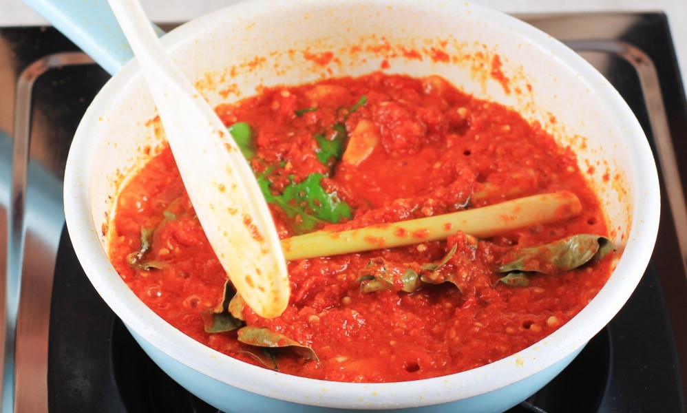 Resep Bumbu Dasar Merah Tahan Lama Praktis untuk Stok Masakan Seminggu