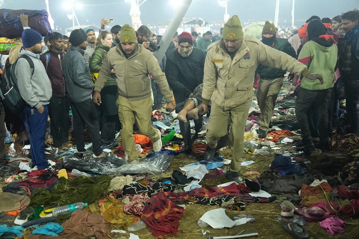 Tragedi Kereta Api di Stasiun New Delhi: 18 Orang Tewas Akibat Kerumunan Saat Menuju Festival Kumbh Mela