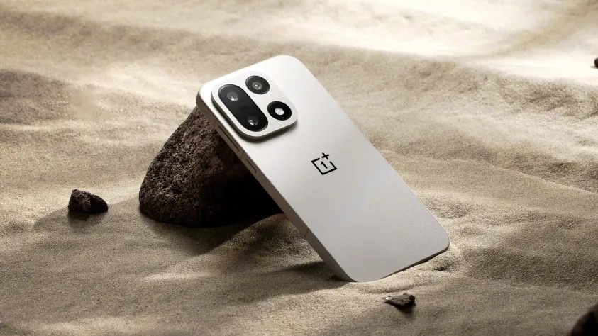 OnePlus 15 Siap Debut Global dengan Desain dan Performa Baru
