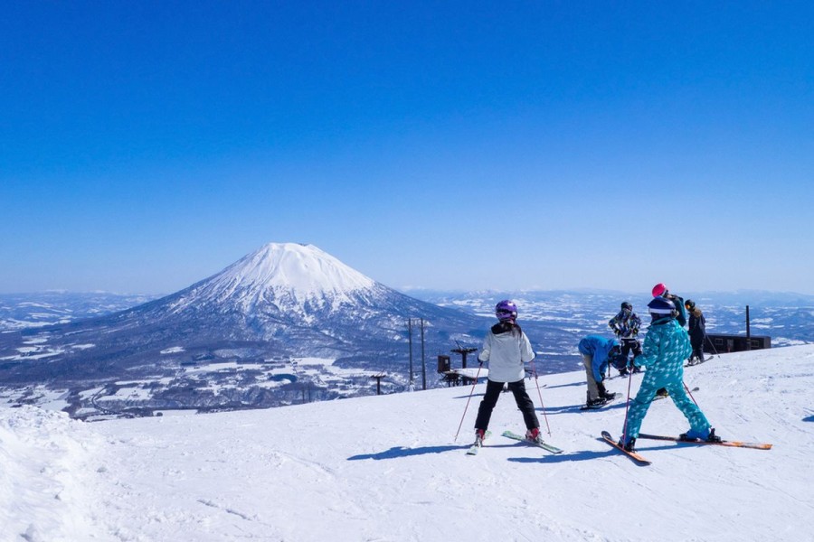 Liburan Musim Dingin Jepang: Ski, Onsen, Dan Festival Tahun Baru