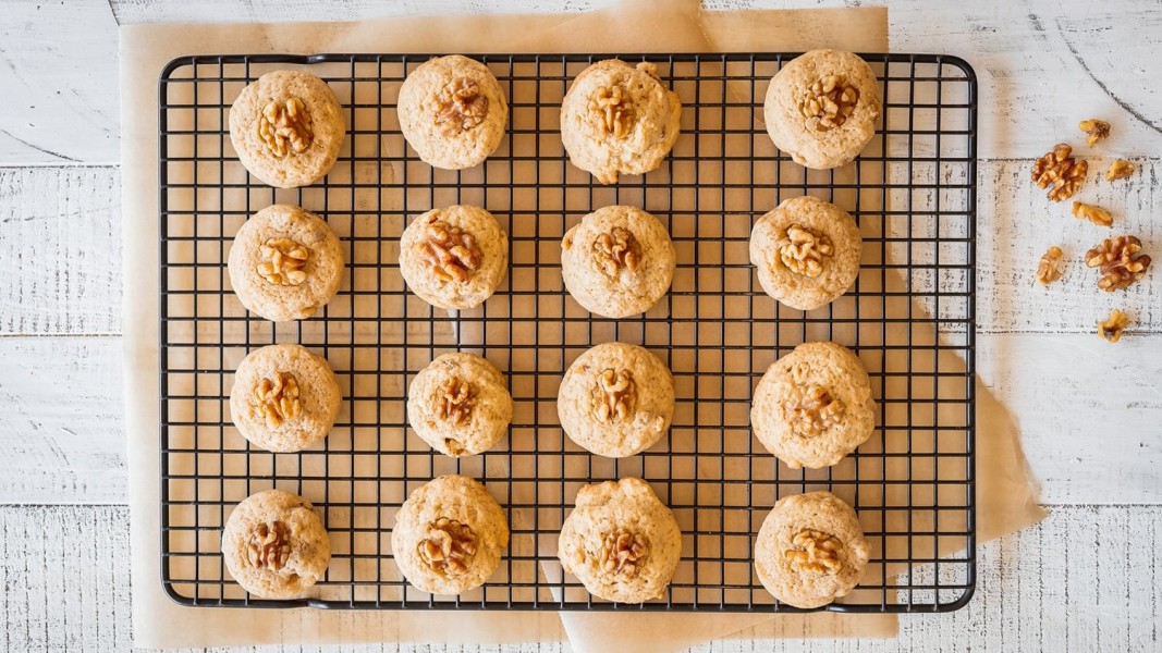 Rahasia Membuat Walnut Honey Cookies Renyah dan Aromanya Menggoda Lidah