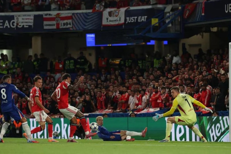 Gol Bunuh Diri Bawa Chelsea Taklukkan Benfica 1 0