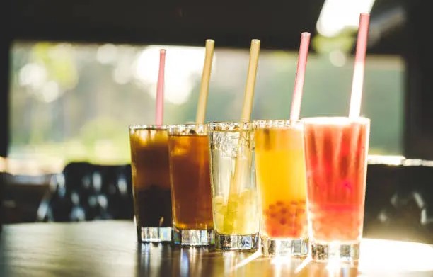 Manfaat Penting Membatasi Konsumsi Minuman Manis bagi Kesehatan Tulang