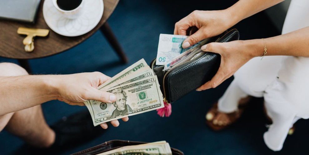 Cara Pinjam Uang di Lazada serta Syarat dan Cara Bayarnya