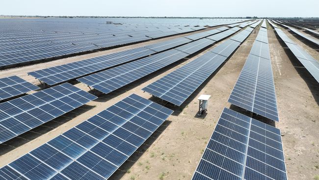 Turki Gandeng Arab Saudi Kembangkan PLTS Skala Besar Nasional