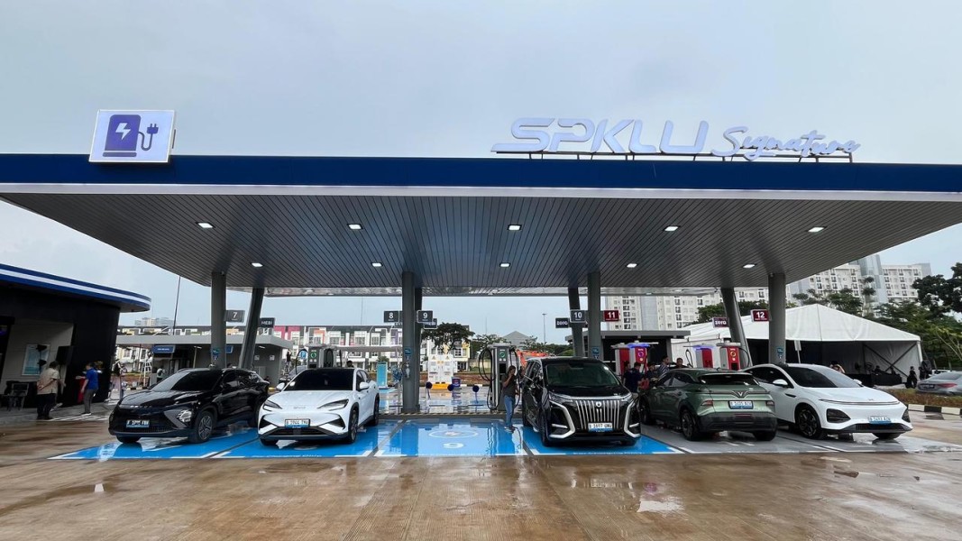 SPKLU Signature ZORA Dukung Pengisian Cepat Kendaraan Listrik