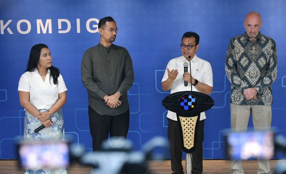 AI Nasional, Komdigi Kolaborasi dengan Inggris