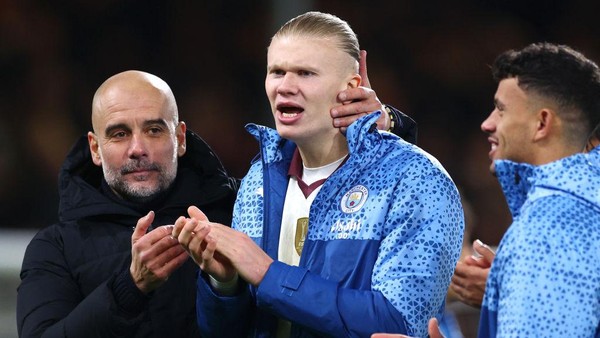 Guardiola Nilai Haaland Lebih Unggul Dibanding Striker Baru Liverpool Isak