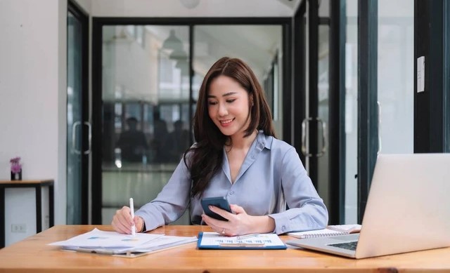 5 Tanda Awal Kesehatan Finansial Anak Muda Mulai Terganggu