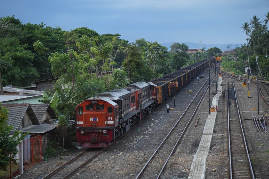 KAI Angkut Batu Bara 4 Juta Ton Dukung Distribusi Energi Nasional