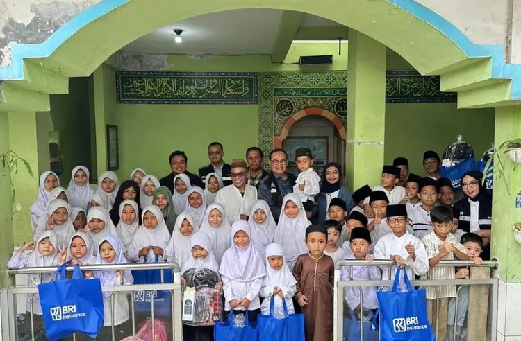 Momentum Ramadan 2026, BRI Insurance Perkuat TJSL Lewat Bantuan Pendidikan di Jakarta