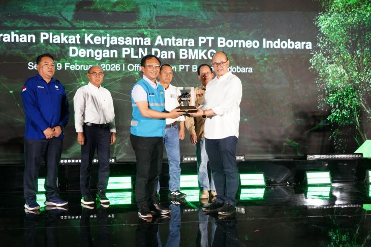 PLN Dan PT Borneo Indobara Perkuat Sinergi Melalui Kolaborasi Pemanfaatan Energi Bersih