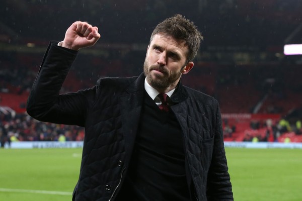 Roy Keane Tegaskan MU Harus Cari Pelatih Lebih Besar Daripada Carrick