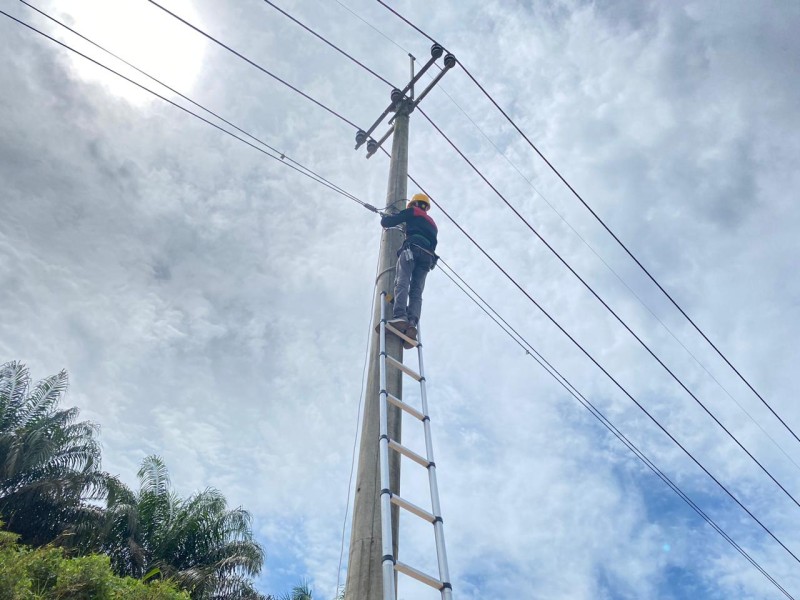 PLN Icon Plus Perkuat Jaringan Internet Kerinci Kanan