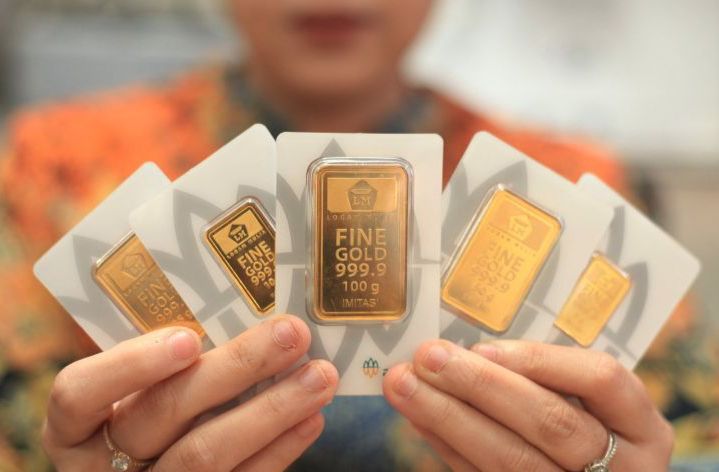 Harga Emas Antam Terus Turun Tajam Hari Ini, Investor Waspada Peluang dan Risiko Pasar