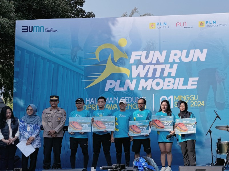 Fun Run PLN Mobile 2024: Haleyora Power Ajak Pelanggan Rayakan Hari Pelanggan Nasional