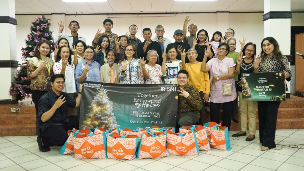 BNI Natal 2025 Salurkan Paket Pangan Untuk Masyarakat