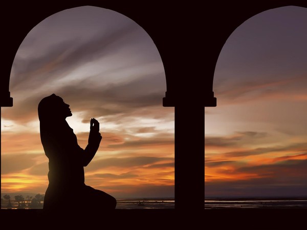Kapan Waktu Salat Subuh Dimulai dan Berakhir? Ini Penjelasannya