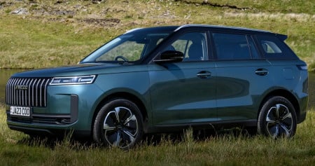 Jaecoo J5 Mobil Listrik Siap Meluncur di Indonesia