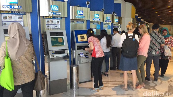 Mudah dan Praktis, Begini Cara Tarik Tunai Saldo DANA di ATM BCA Tanpa Kartu Debit