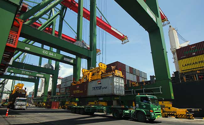 PT Terminal Teluk Lamong Catat Kinerja Positif, Siap Hadapi Lonjakan Arus Logistik Menjelang Lebaran 2025