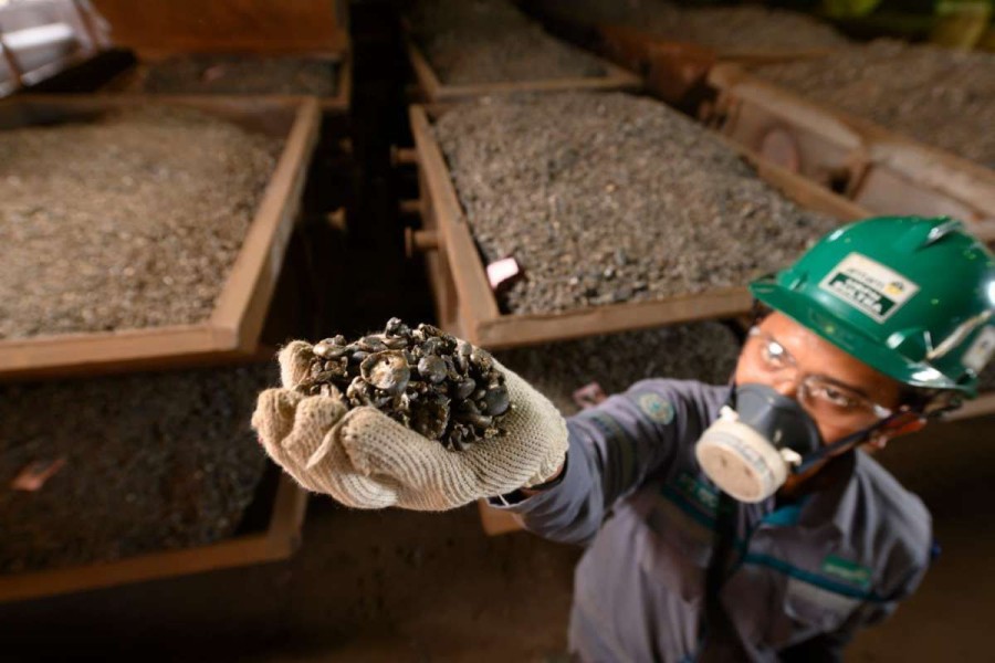 Industri Nikel Indonesia Masih Bergantung pada Pasar China: Tantangan dan Prospek di Masa Depan