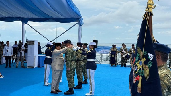 Presiden Prabowo Berikan Samkaryanugraha untuk Lima Kolonel TNI