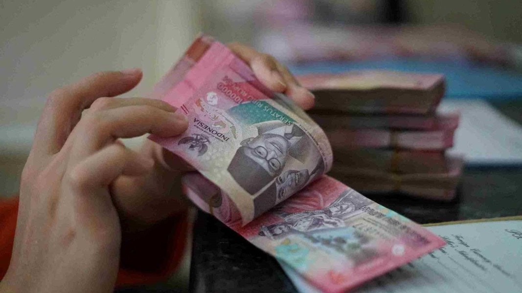 Rupiah Bergerak Stabil Meski Tekanan Pasar Global Masih Tinggi