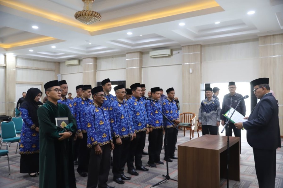 Kakanwil Kemenag Aceh Lantik Sebelas Pejabat Tegaskan Jabatan Merupakan Sebuah Amanah