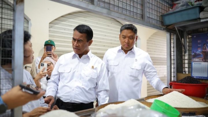 Mentan Amran Pastikan Ketersediaan Beras Aman dan Harga Tidak Akan Naik