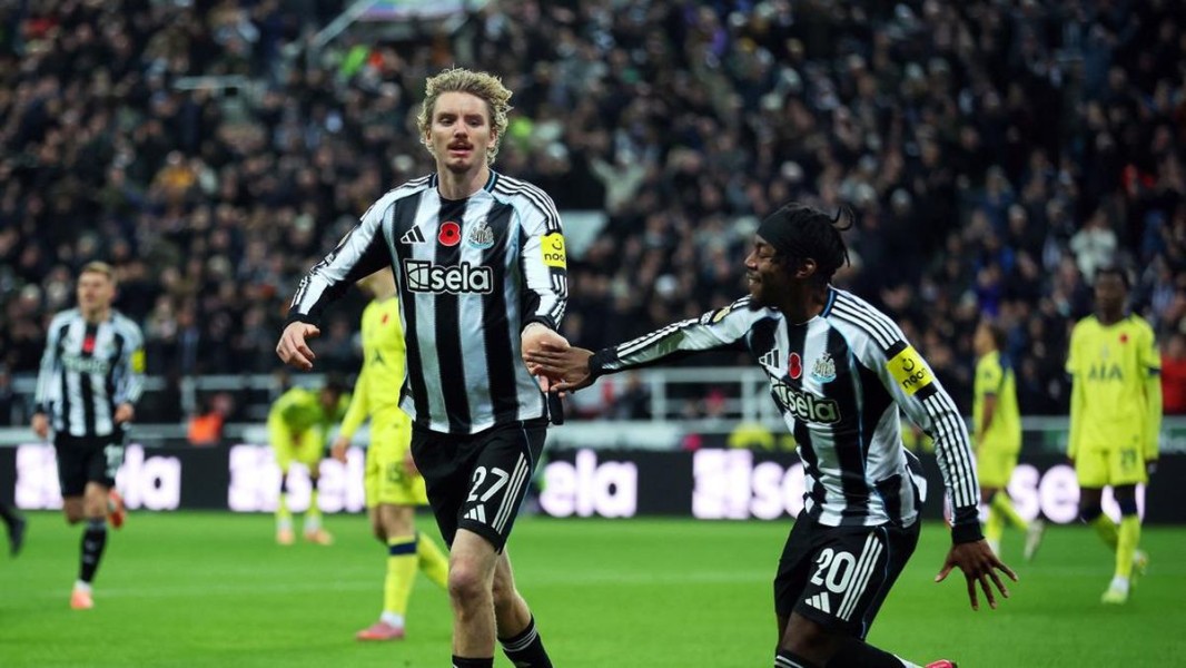 Hasil Carabao Cup: Newcastle Tundukkan Tottenham 2-0 dan Melaju ke Perempat Final