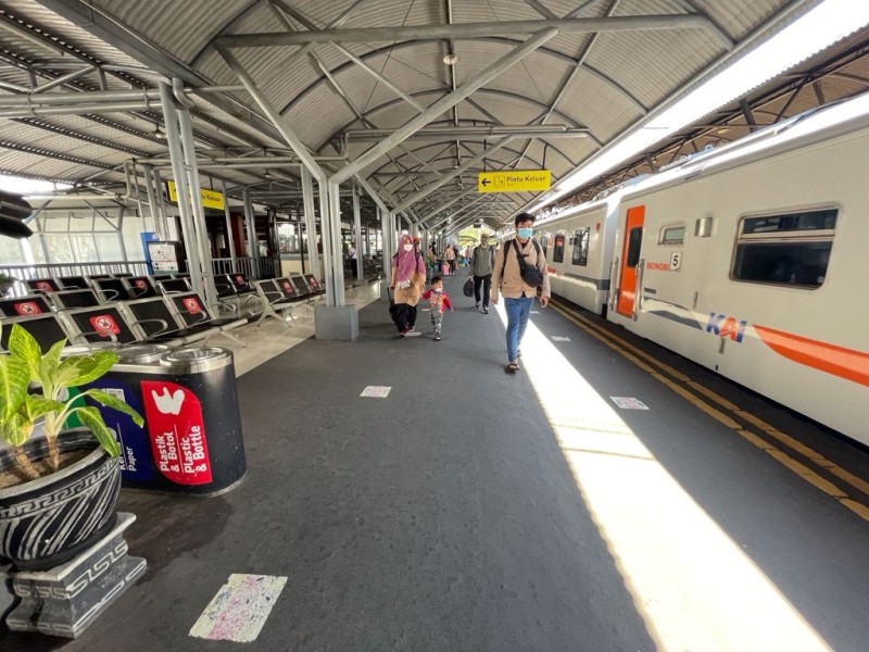 Imbauan KAI Jelang Surabaya Vaganza: Wajib Tiba Lebih Awal di Stasiun untuk Hindari Ketinggalan Kereta