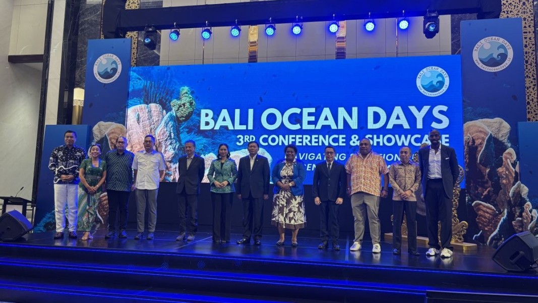 Wamen KP Ajak Negara Kepulauan Bersama Selamatkan Lautan Dunia