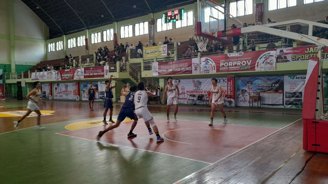 USM Putra dan Putri ke Final Basket Pomprov Jateng 2025