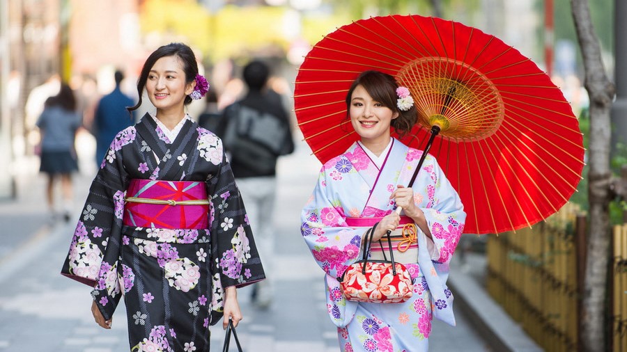 Mengenal Pakaian Tradisional Jepang, Dari Kimono Hingga Uchikake