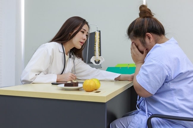 Sentuhan Empati: Bagaimana Dokter Wanita Mentransformasi Kualitas Layanan Kesehatan