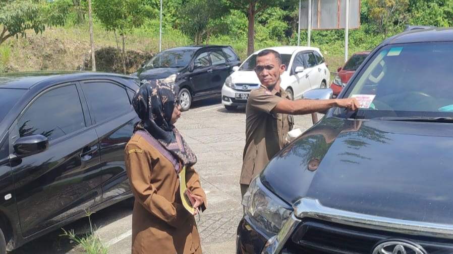 Satpol PP dan BPKPD Sulbar Tegakkan Disiplin Pajak Kendaraan Bermotor