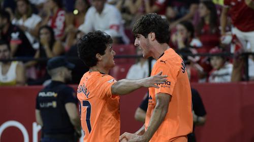 Arsenal Bidik Javi Guerra Valencia Demi Perkuat Lini Tengah