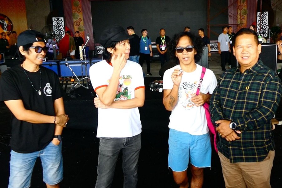Slank Ramaikan Festival Budaya Irau dengan 1.000 Penari