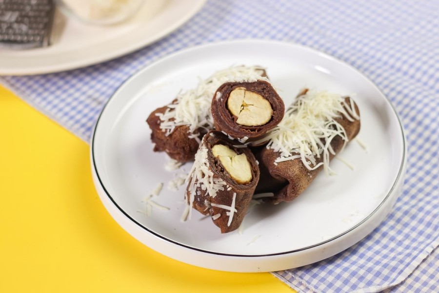 Resep Dadar Gulung Pisang Cokelat Praktis, Lezat, dan Bergizi Untuk Anak